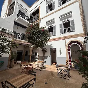 Dar Dayana Esauira